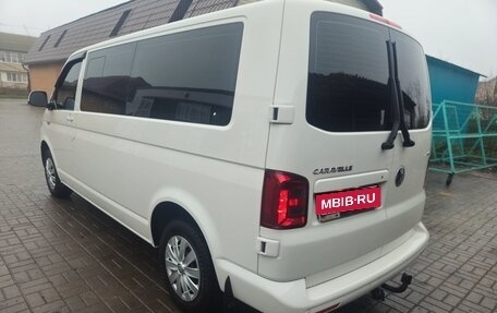 Volkswagen Caravelle T6 рестайлинг, 2018 год, 4 100 000 рублей, 9 фотография