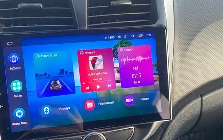 Hyundai Solaris II рестайлинг, 2014 год, 1 050 000 рублей, 10 фотография