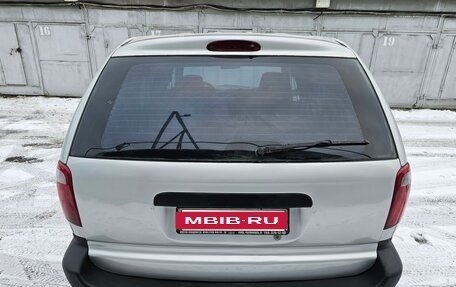 Chrysler Voyager IV, 2001 год, 547 000 рублей, 5 фотография