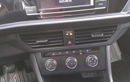 Volkswagen Jetta VII, 2020 год, 1 525 000 рублей, 2 фотография