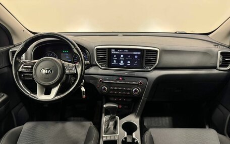 KIA Sportage IV рестайлинг, 2020 год, 2 347 000 рублей, 16 фотография