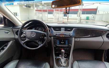 Mercedes-Benz CLS, 2005 год, 650 000 рублей, 22 фотография