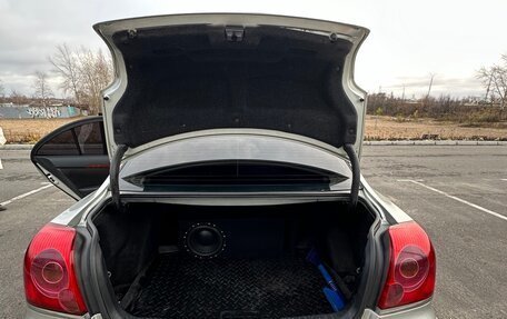 Toyota Avensis III рестайлинг, 2004 год, 534 000 рублей, 18 фотография