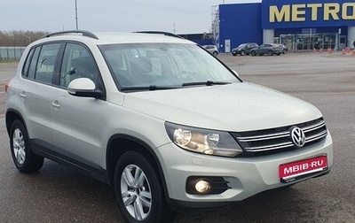 Volkswagen Tiguan I, 2015 год, 1 900 000 рублей, 1 фотография