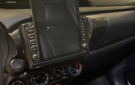 Toyota Hilux VIII, 2022 год, 6 670 000 рублей, 15 фотография