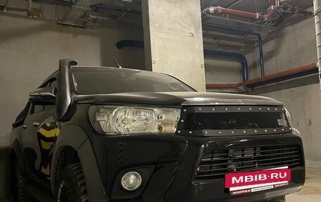 Toyota Hilux VIII, 2022 год, 6 670 000 рублей, 10 фотография