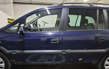 Opel Zafira A рестайлинг, 2000 год, 360 000 рублей, 3 фотография