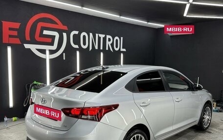 Hyundai Solaris II рестайлинг, 2019 год, 1 360 000 рублей, 4 фотография