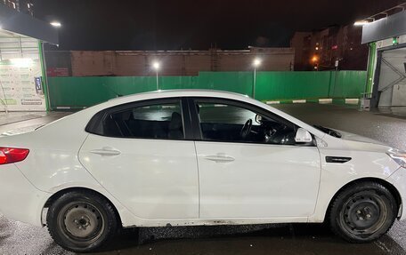 KIA Rio III рестайлинг, 2014 год, 550 000 рублей, 3 фотография