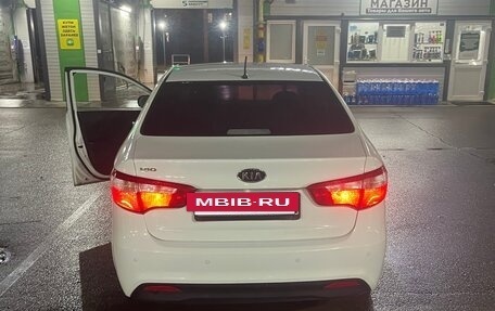 KIA Rio III рестайлинг, 2014 год, 550 000 рублей, 4 фотография