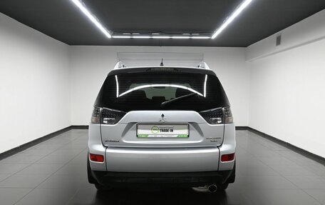 Mitsubishi Outlander III рестайлинг 3, 2007 год, 1 045 000 рублей, 4 фотография