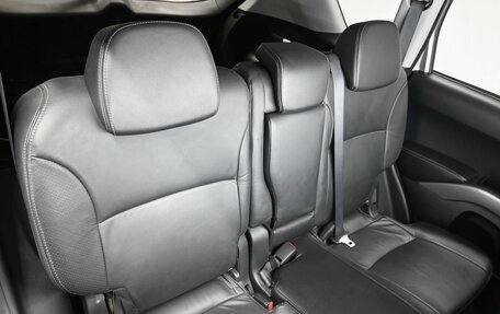 Mitsubishi Outlander III рестайлинг 3, 2007 год, 1 045 000 рублей, 13 фотография