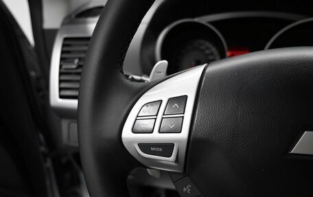 Mitsubishi Outlander III рестайлинг 3, 2007 год, 1 045 000 рублей, 18 фотография