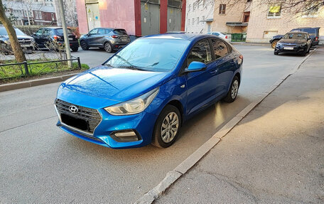 Hyundai Solaris II рестайлинг, 2019 год, 930 000 рублей, 1 фотография