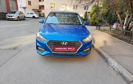 Hyundai Solaris II рестайлинг, 2019 год, 930 000 рублей, 2 фотография
