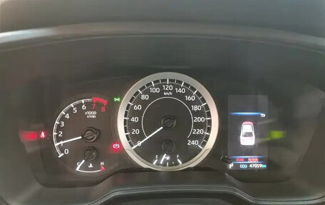 Toyota Corolla, 2022 год, 1 750 000 рублей, 10 фотография