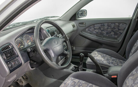 Toyota Avensis III рестайлинг, 1999 год, 413 000 рублей, 10 фотография