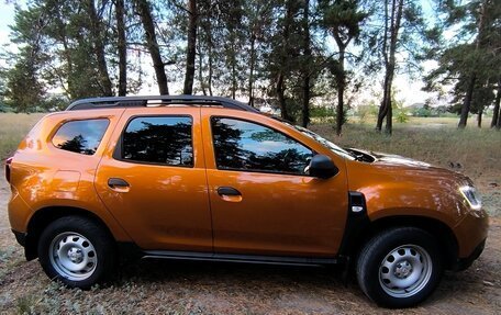 Renault Duster, 2022 год, 2 100 000 рублей, 2 фотография
