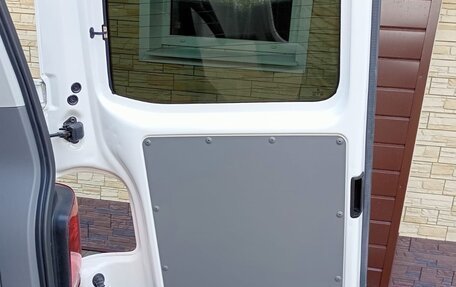 Volkswagen Caravelle T6 рестайлинг, 2021 год, 6 800 000 рублей, 20 фотография