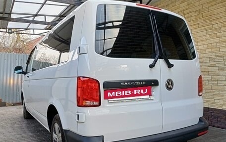 Volkswagen Caravelle T6 рестайлинг, 2021 год, 6 800 000 рублей, 12 фотография