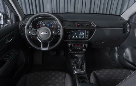 KIA Rio IV, 2020 год, 1 590 000 рублей, 6 фотография