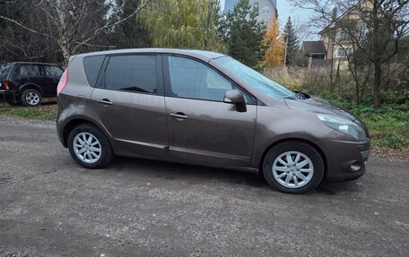 Renault Scenic III, 2011 год, 890 000 рублей, 2 фотография