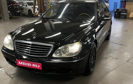 Mercedes-Benz S-Класс, 2003 год, 680 000 рублей, 1 фотография