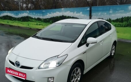 Toyota Prius, 2010 год, 1 190 000 рублей, 3 фотография