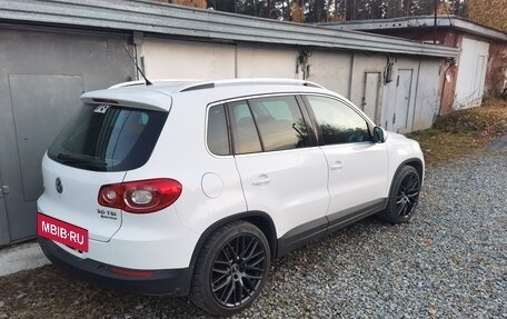 Volkswagen Tiguan I, 2011 год, 1 200 000 рублей, 4 фотография