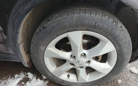 Nissan Juke II, 2011 год, 750 000 рублей, 13 фотография