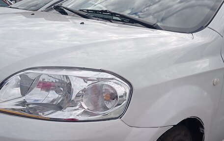 Chevrolet Aveo III, 2010 год, 550 000 рублей, 4 фотография