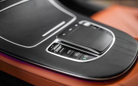 Mercedes-Benz CLS, 2021 год, 6 500 000 рублей, 8 фотография