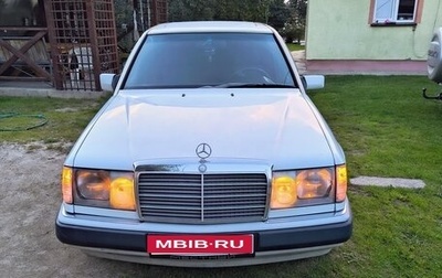 Mercedes-Benz W124, 1990 год, 320 000 рублей, 1 фотография
