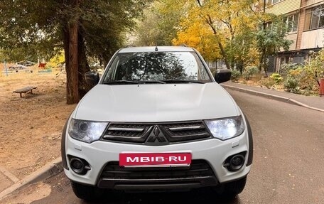 Mitsubishi Pajero Sport II рестайлинг, 2014 год, 2 200 000 рублей, 2 фотография