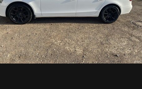 Audi A4, 2009 год, 350 000 рублей, 2 фотография