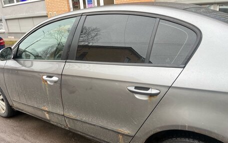 Volkswagen Passat B6, 2006 год, 280 000 рублей, 5 фотография