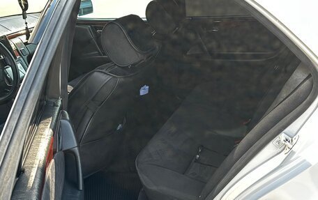 Mercedes-Benz E-Класс, 1996 год, 420 000 рублей, 11 фотография