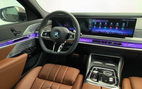 BMW 7 серия, 2025 год, 28 600 000 рублей, 10 фотография