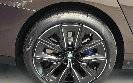 BMW 7 серия, 2025 год, 28 600 000 рублей, 24 фотография