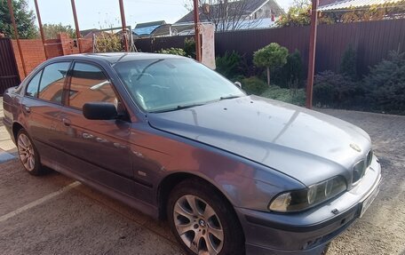 BMW 5 серия, 2002 год, 350 000 рублей, 1 фотография