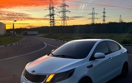 KIA Rio III рестайлинг, 2013 год, 1 000 000 рублей, 6 фотография