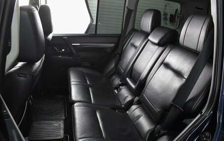 Mitsubishi Pajero IV, 2010 год, 1 899 000 рублей, 9 фотография