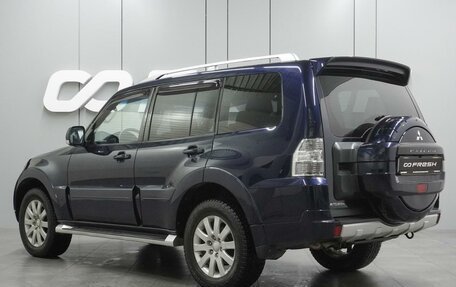 Mitsubishi Pajero IV, 2010 год, 1 899 000 рублей, 2 фотография