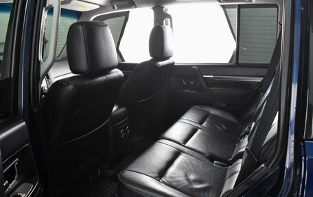 Mitsubishi Pajero IV, 2010 год, 1 899 000 рублей, 11 фотография