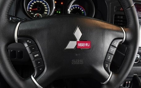 Mitsubishi Pajero IV, 2010 год, 1 899 000 рублей, 15 фотография