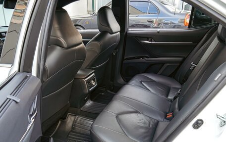 Toyota Camry, 2019 год, 2 870 000 рублей, 11 фотография