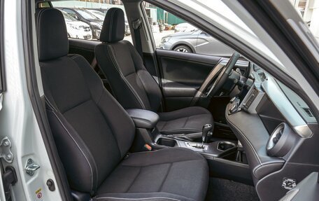 Toyota RAV4, 2016 год, 2 150 000 рублей, 8 фотография