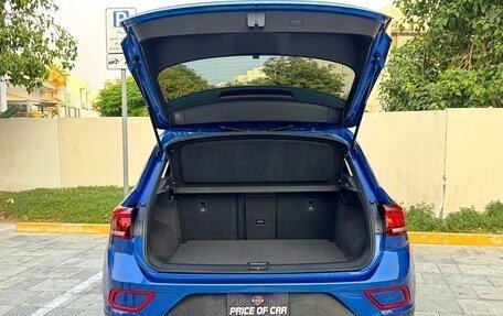 Volkswagen T-Roc I, 2024 год, 2 350 032 рублей, 9 фотография