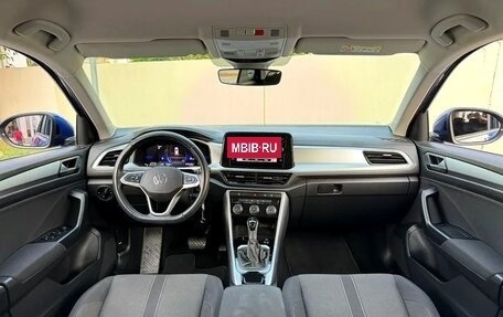 Volkswagen T-Roc I, 2024 год, 2 350 032 рублей, 15 фотография