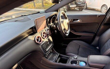 Mercedes-Benz A-Класс, 2015 год, 1 650 000 рублей, 15 фотография